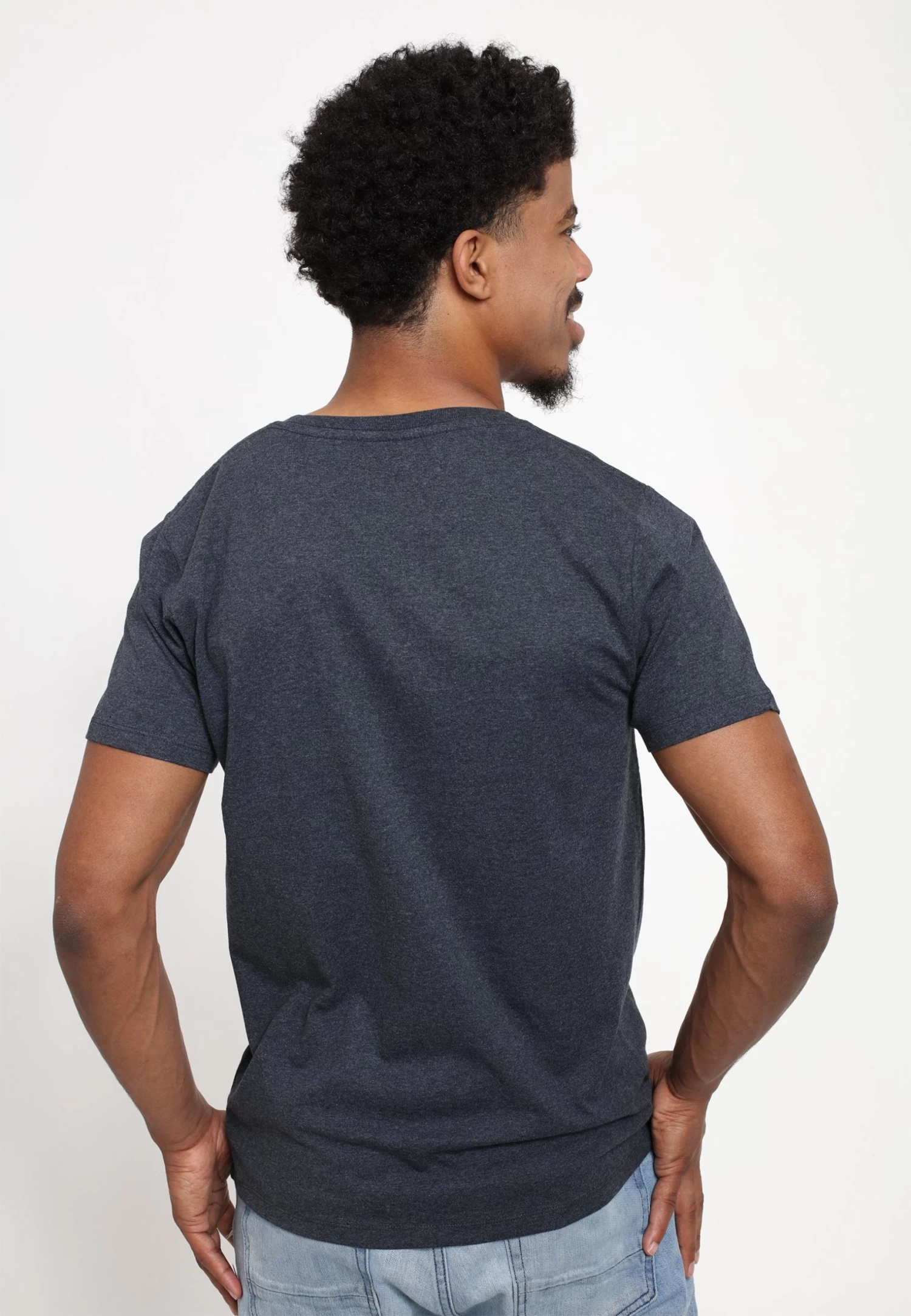 Disney Classic Mickey Rainbow Love UnisexT-Shirt Con StampaMelange Black Donna T-shirt E Top H3A2100ER-Q11 2 Disney Classic Mickey Rainbow Love UnisexT-Shirt Con StampaMelange Black Donna T-shirt E Top H3A2100ER-Q11 - immagine 2