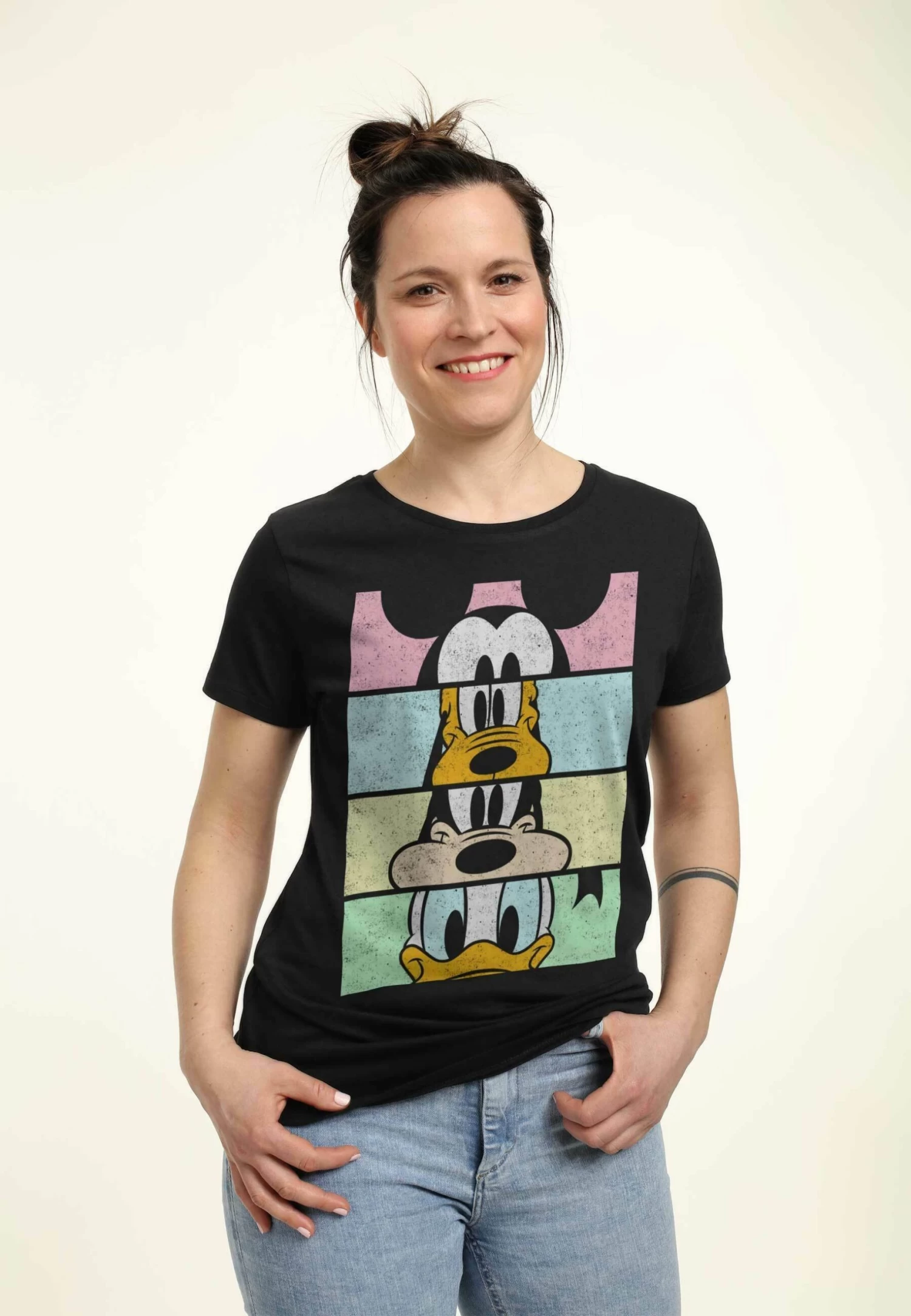 Disney Mickey Classic Crew CropT-Shirt Con StampaBlack Donna T-shirt E Top H3A21D3ST-Q11 3 Disney Mickey Classic Crew CropT-Shirt Con StampaBlack Donna T-shirt E Top H3A21D3ST-Q11 - immagine 3