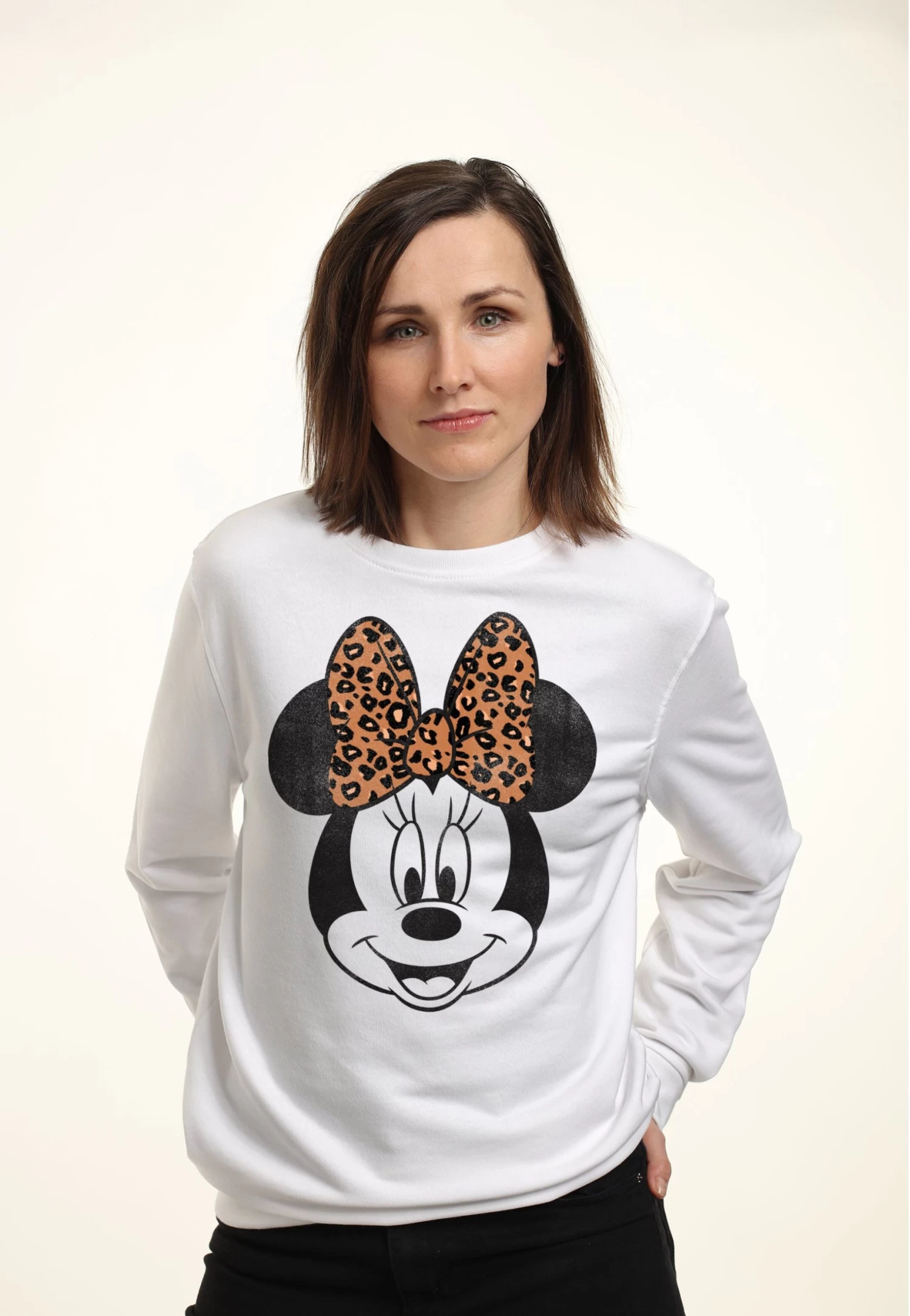 Disney Classic Mickey Modern Minnie Face LeopardFelpaWhite Donna Felpe H3A21J6MF-A11 1 Disney Classic Mickey Modern Minnie Face LeopardFelpaWhite Donna Felpe H3A21J6MF-A11