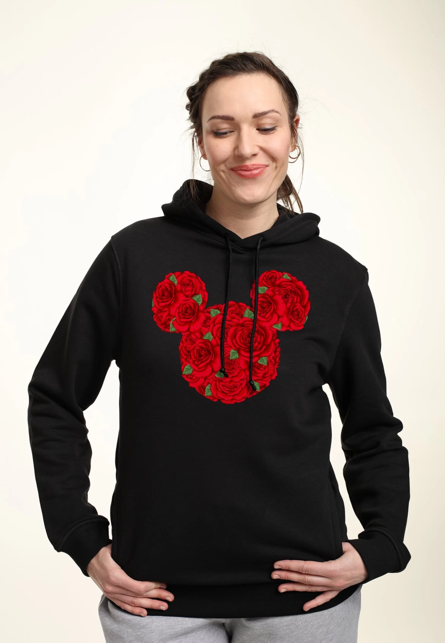 Disney Mickey Classic Mickey Mouse RosesFelpa Con CappuccioBlack Donna Felpe H3A21J2AB-Q11 3 Disney Mickey Classic Mickey Mouse RosesFelpa Con CappuccioBlack Donna Felpe H3A21J2AB-Q11 - immagine 3